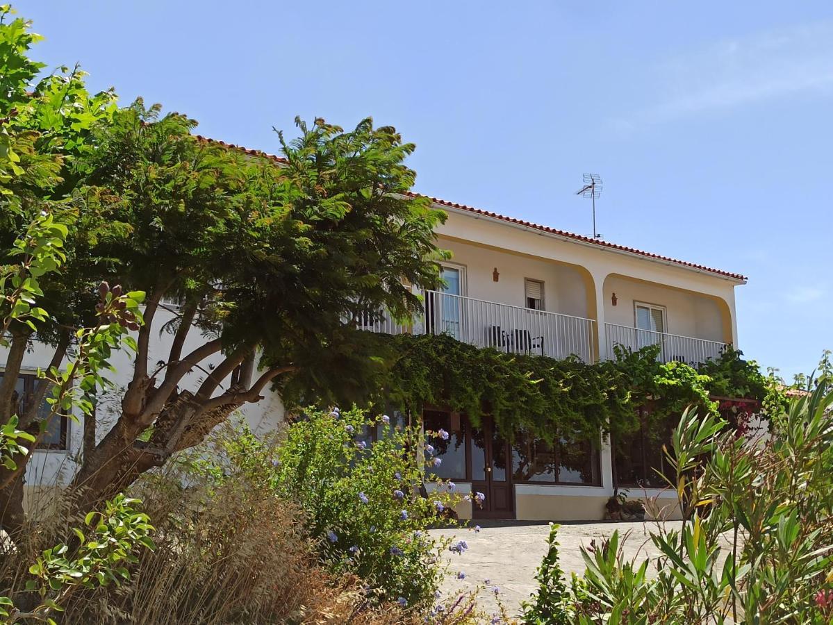 Porto Monte Bed & Breakfast Maceira  Exterior photo